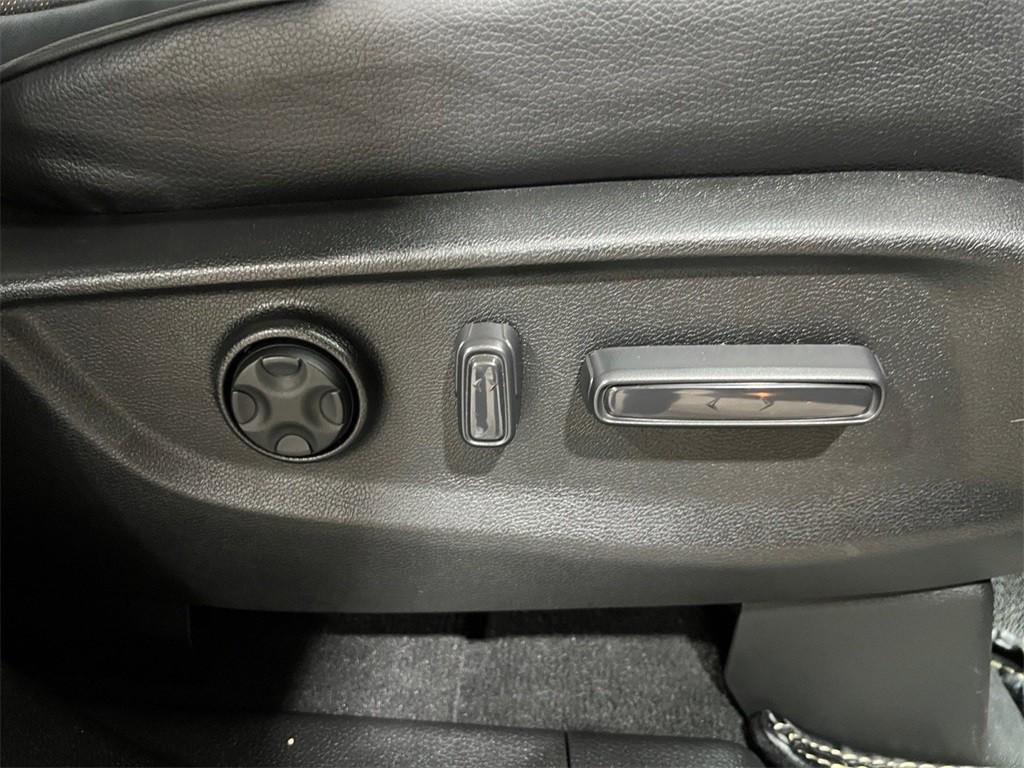 used 2024 Honda Odyssey car, priced at $43,500