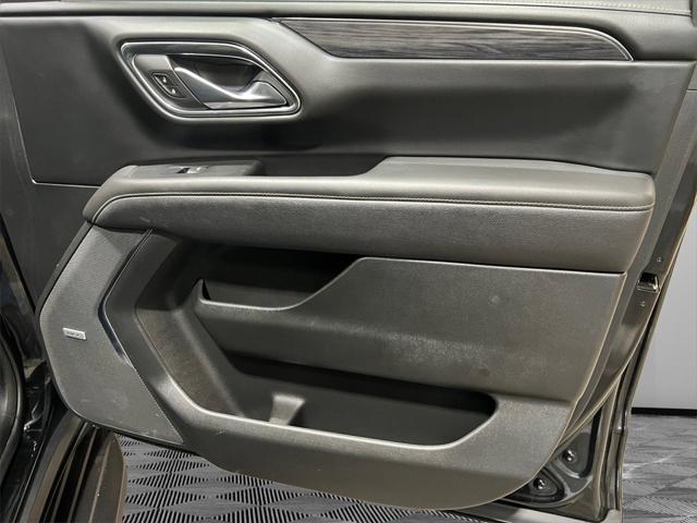 used 2023 GMC Yukon XL car, priced at $58,500