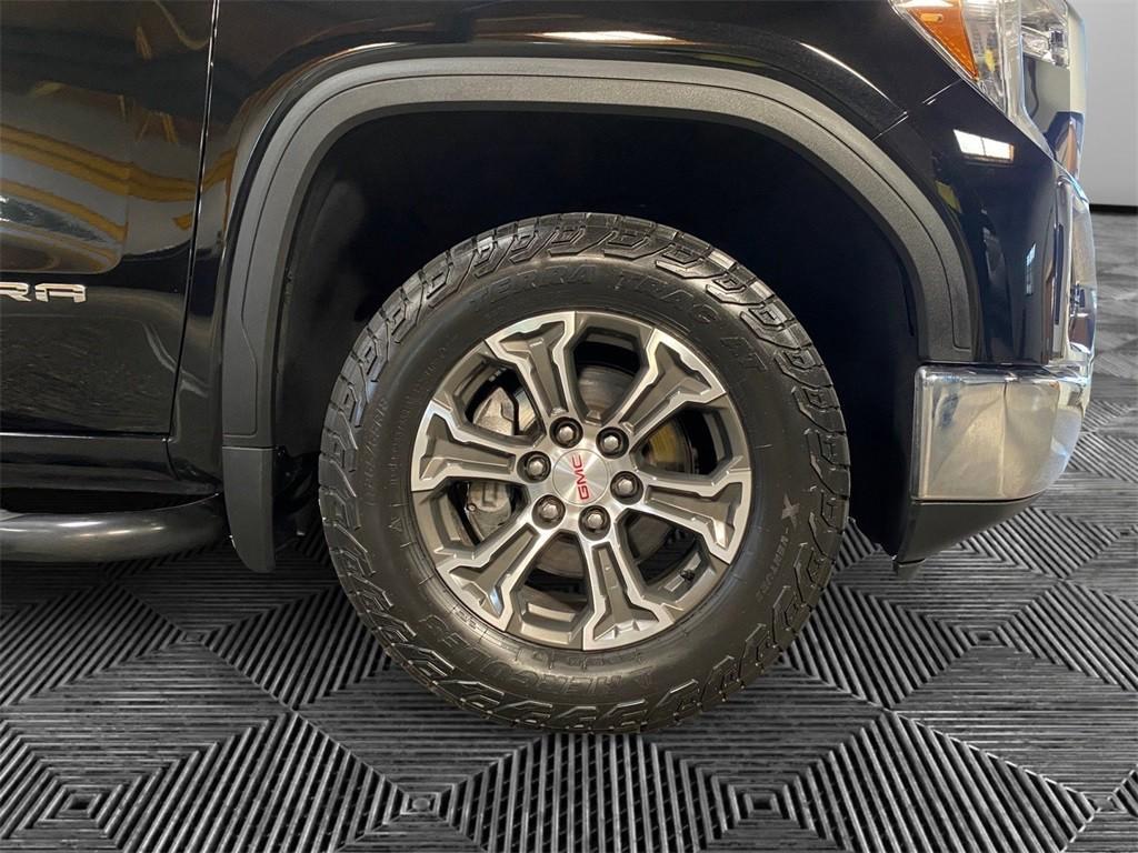 used 2022 GMC Sierra 1500 car, priced at $31,998