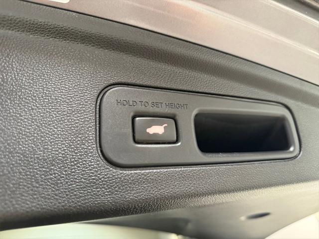 used 2022 Acura MDX car, priced at $42,500