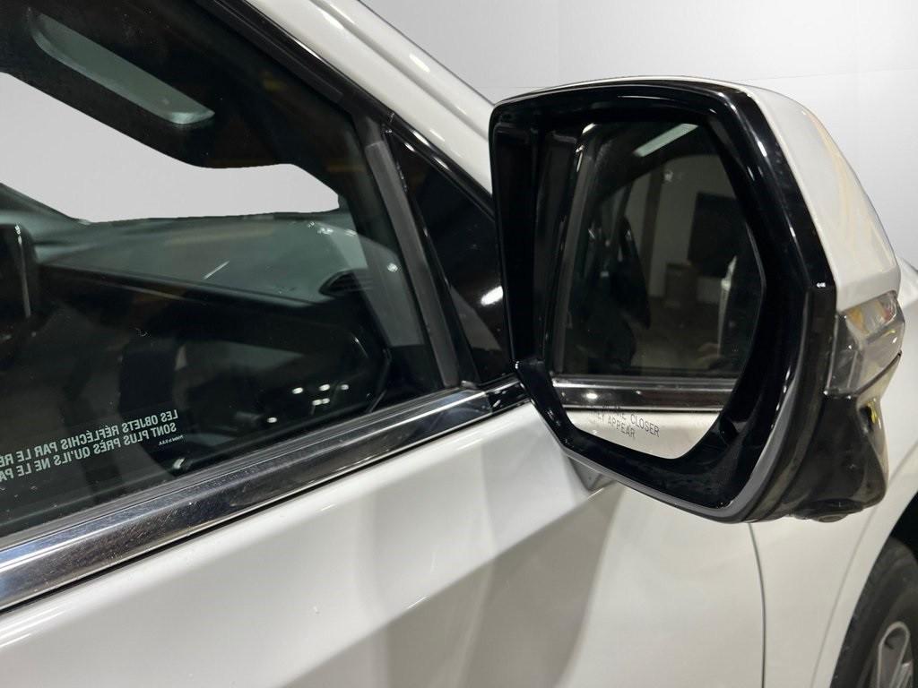 used 2022 Chevrolet Suburban car, priced at $44,500