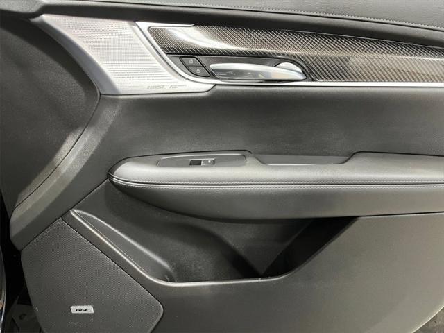used 2023 Cadillac XT6 car, priced at $38,500