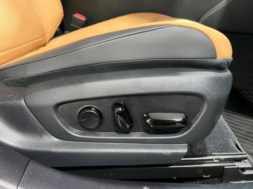 used 2023 Lexus ES 350 car, priced at $36,500