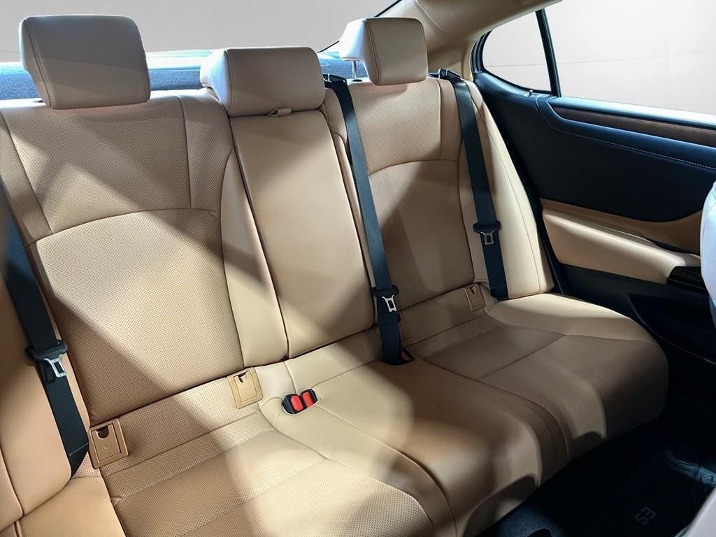 used 2023 Lexus ES 350 car, priced at $36,500