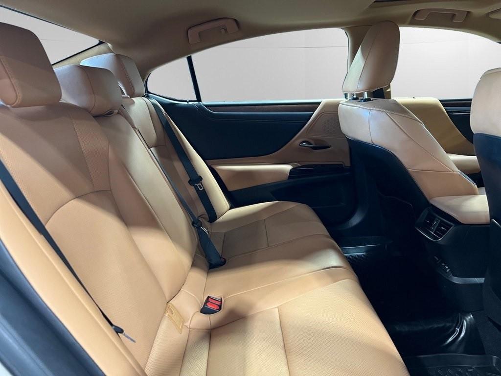 used 2023 Lexus ES 350 car, priced at $36,500