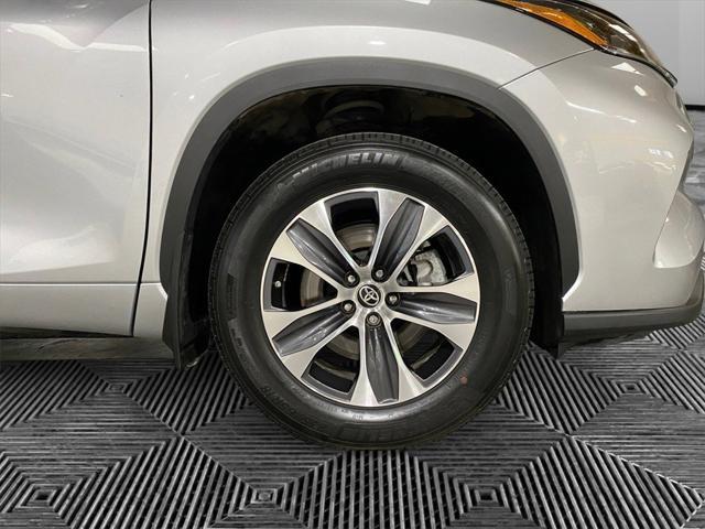 used 2023 Toyota Highlander car, priced at $40,850