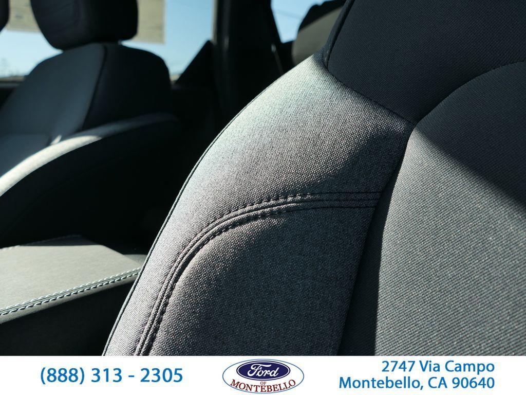 new 2025 Ford Bronco car, priced at $45,641