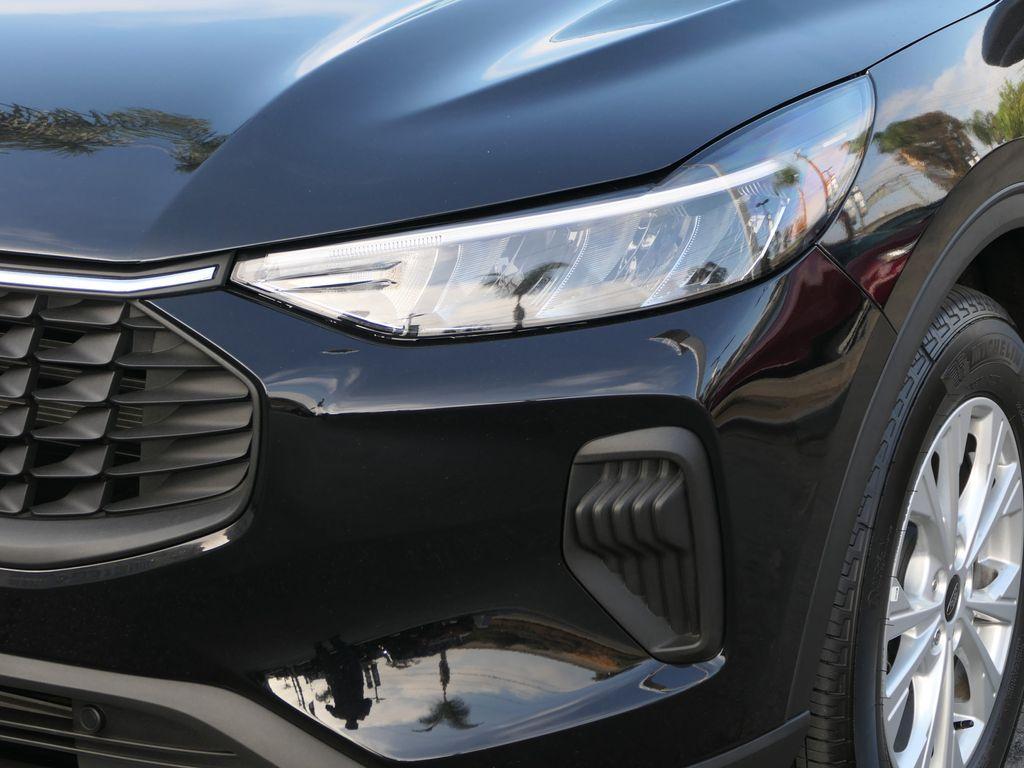 used 2025 Ford Escape car, priced at $33,330