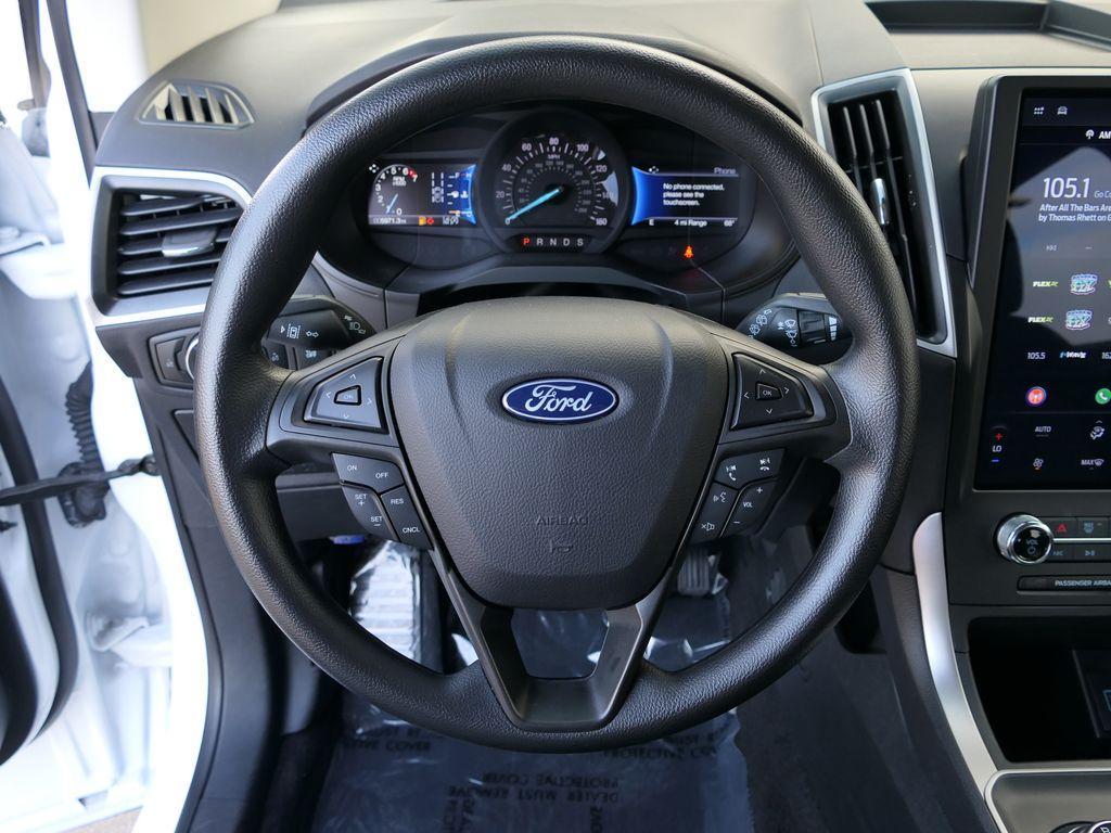 used 2024 Ford Edge car, priced at $25,988