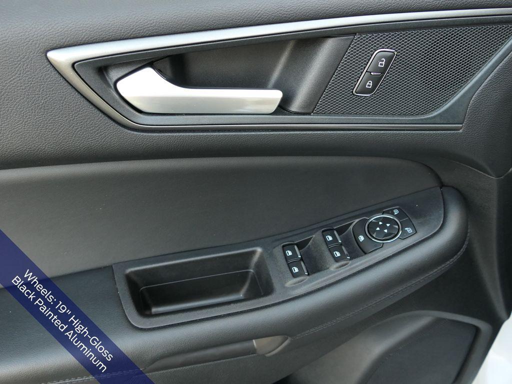 used 2024 Ford Edge car, priced at $25,988