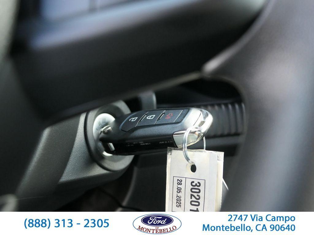 new 2025 Ford Ranger car, priced at $42,925