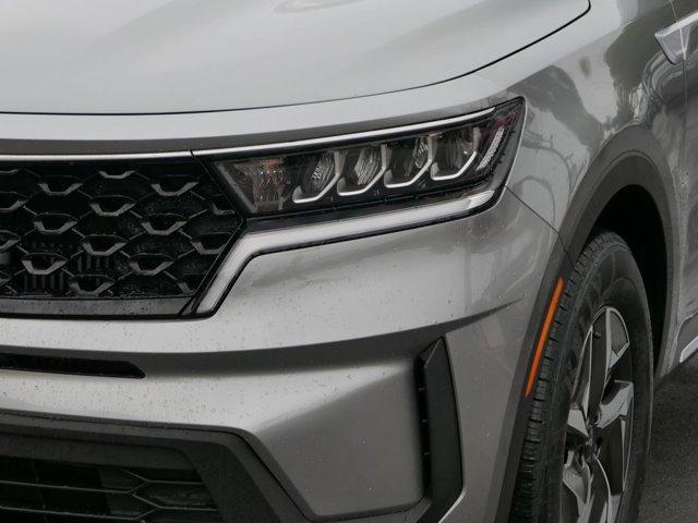 used 2022 Kia Sorento Hybrid car, priced at $25,988