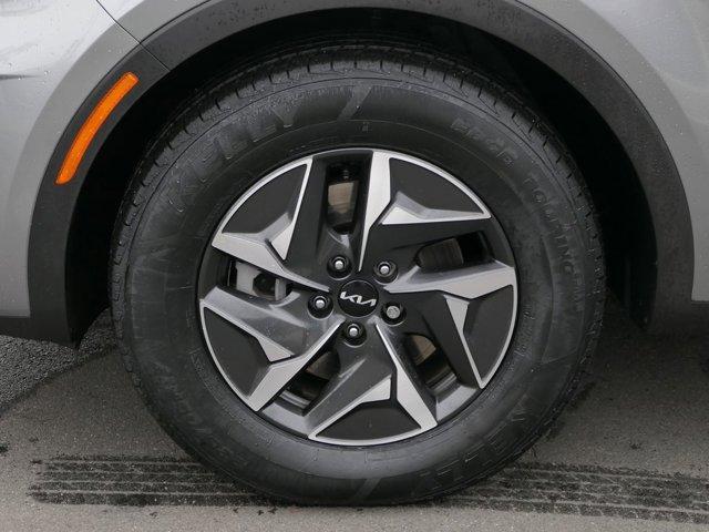 used 2022 Kia Sorento Hybrid car, priced at $25,988