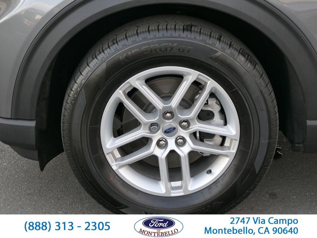 used 2025 Ford Explorer car, priced at $39,990