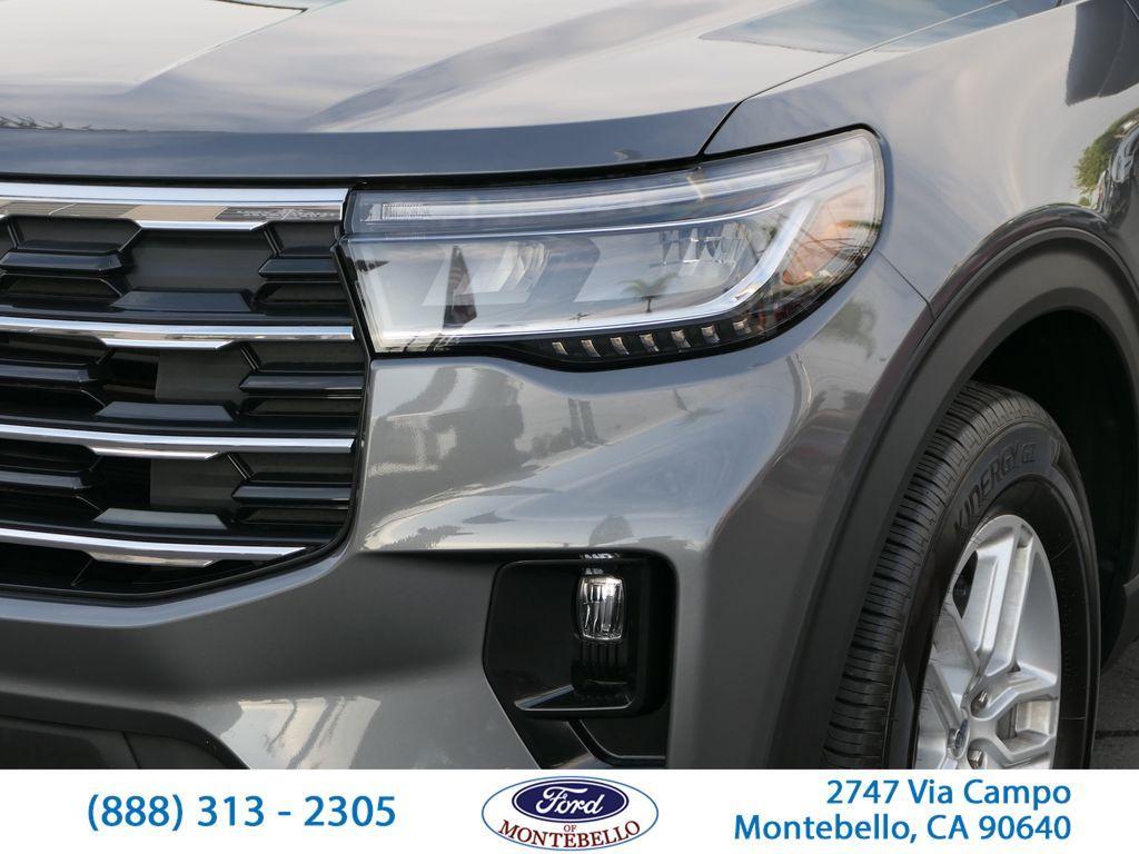 used 2025 Ford Explorer car, priced at $39,990