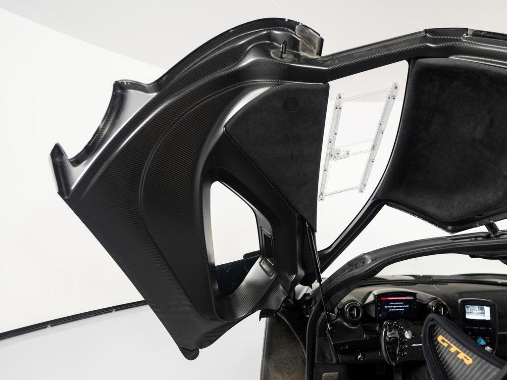 used 2020 McLaren Senna car, priced at $1,129,900