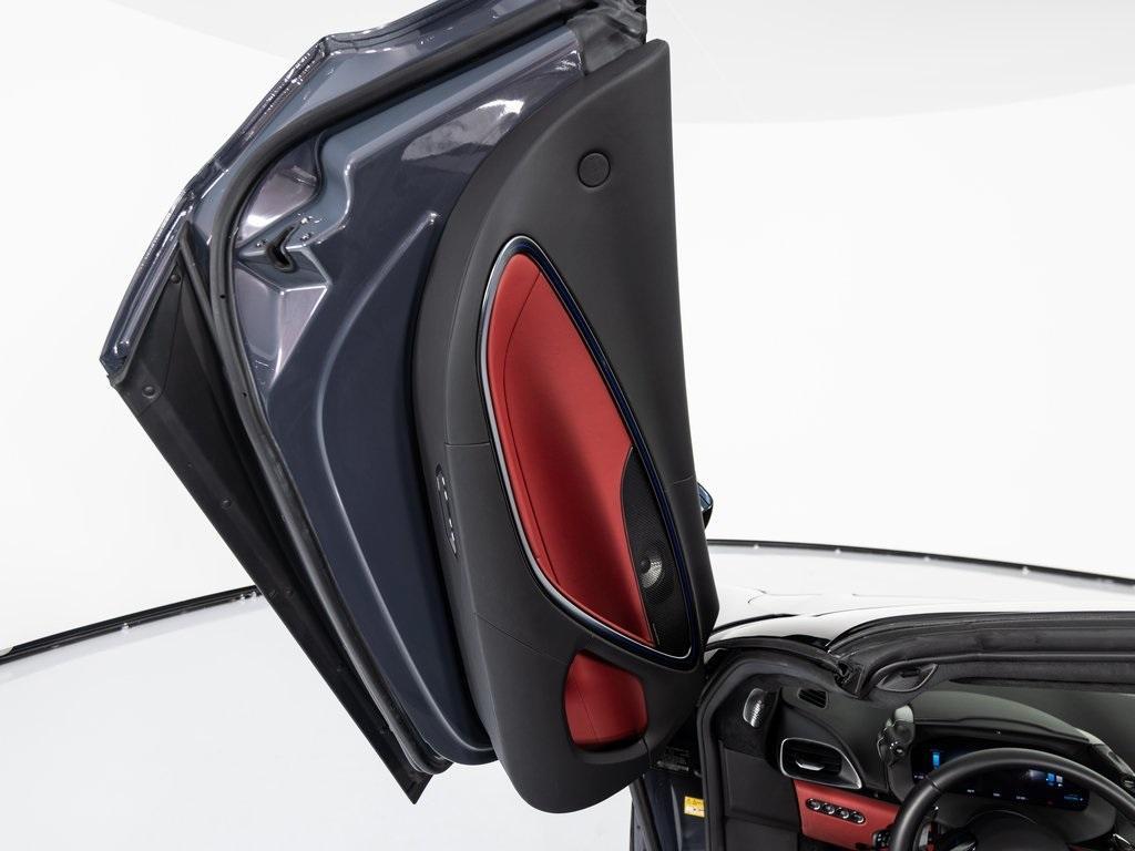 used 2025 McLaren Artura car, priced at $324,995