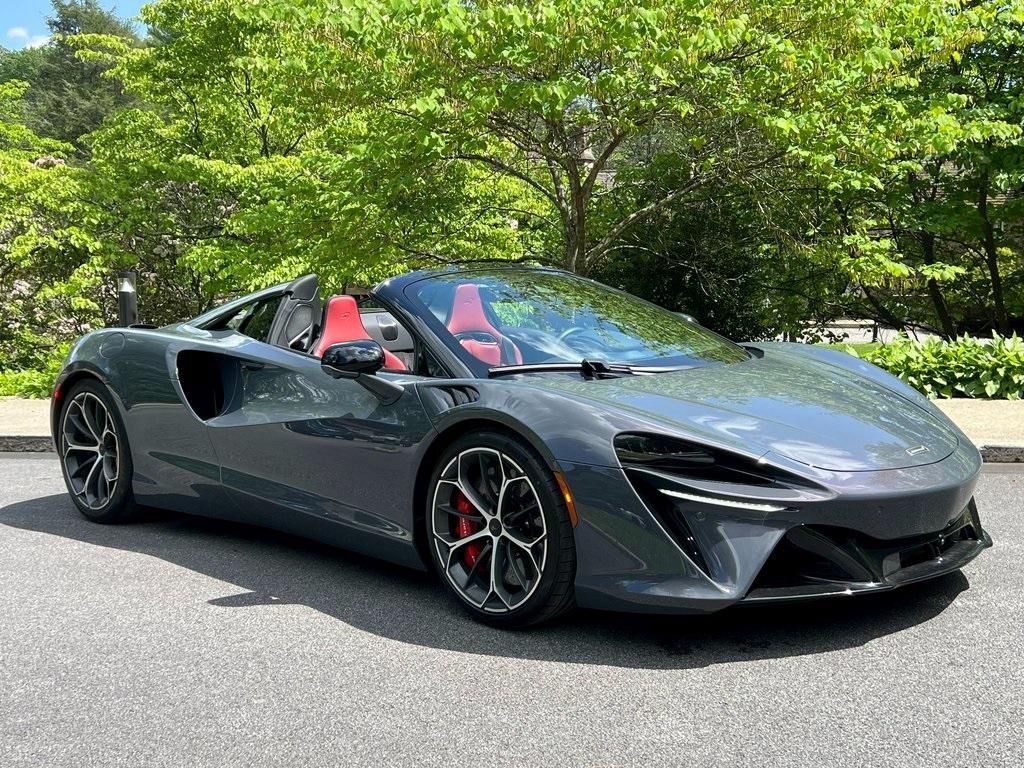 used 2025 McLaren Artura car, priced at $324,995