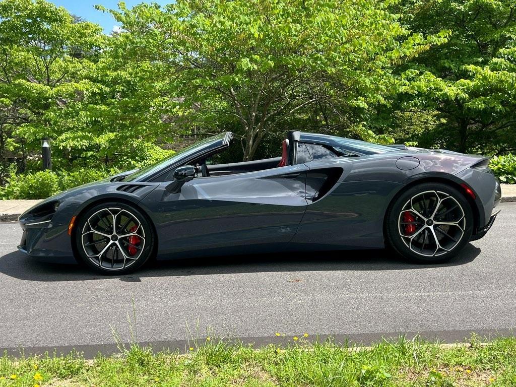 used 2025 McLaren Artura car, priced at $324,995