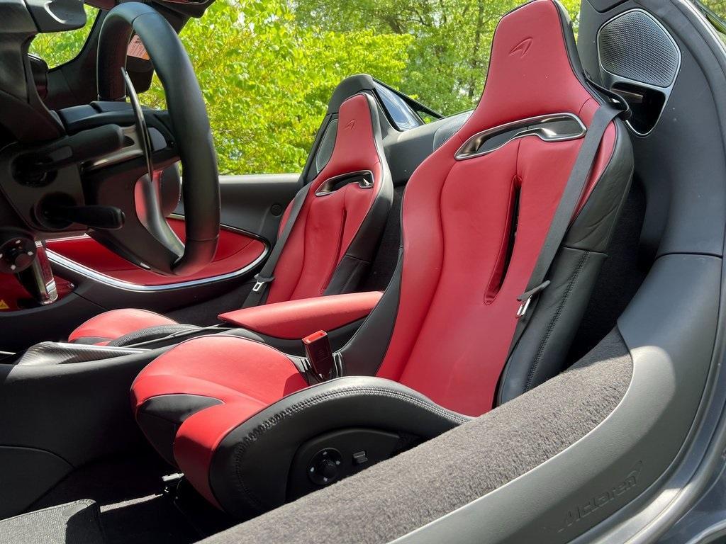 used 2025 McLaren Artura car, priced at $324,995