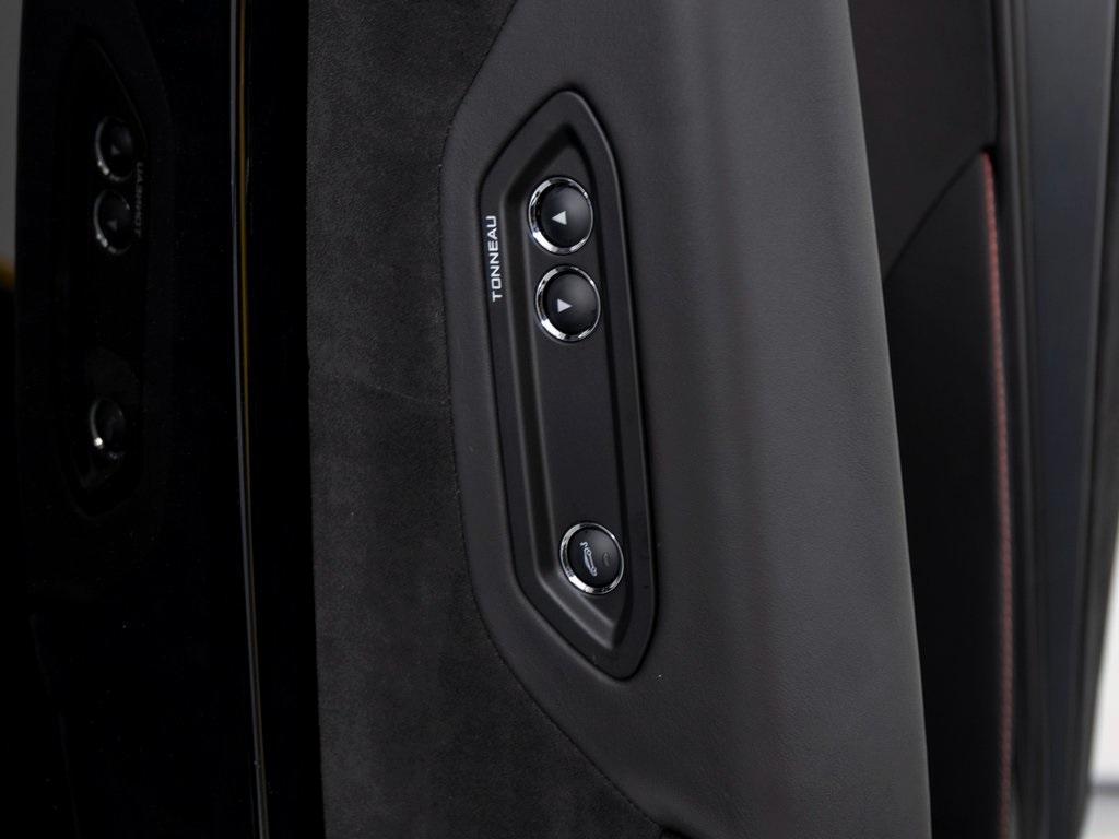 new 2024 McLaren 750S car, priced at $449,580