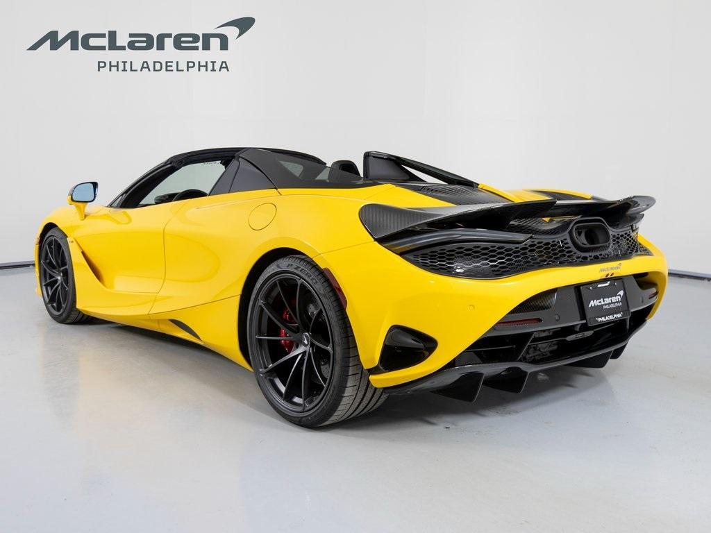 new 2024 McLaren 750S car, priced at $449,580