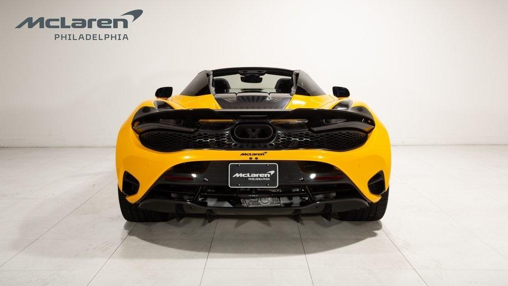 new 2024 McLaren 750S car, priced at $449,580