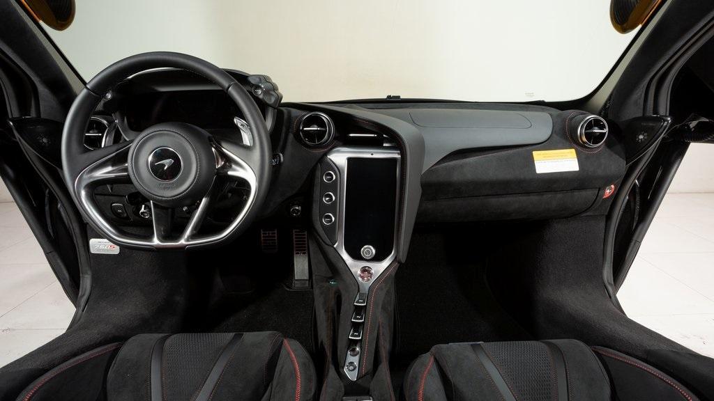 new 2024 McLaren 750S car, priced at $449,580