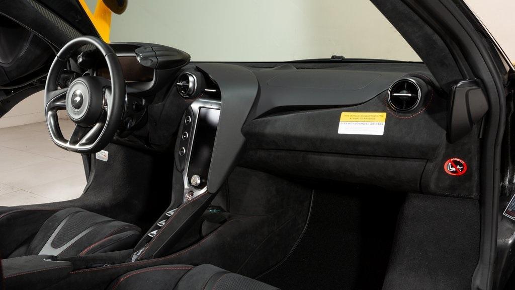 new 2024 McLaren 750S car, priced at $449,580