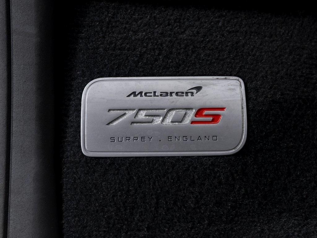 new 2024 McLaren 750S car, priced at $449,580