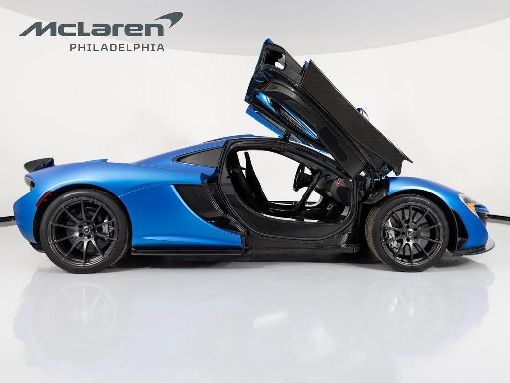 used 2014 McLaren P1 car, priced at $2,199,995