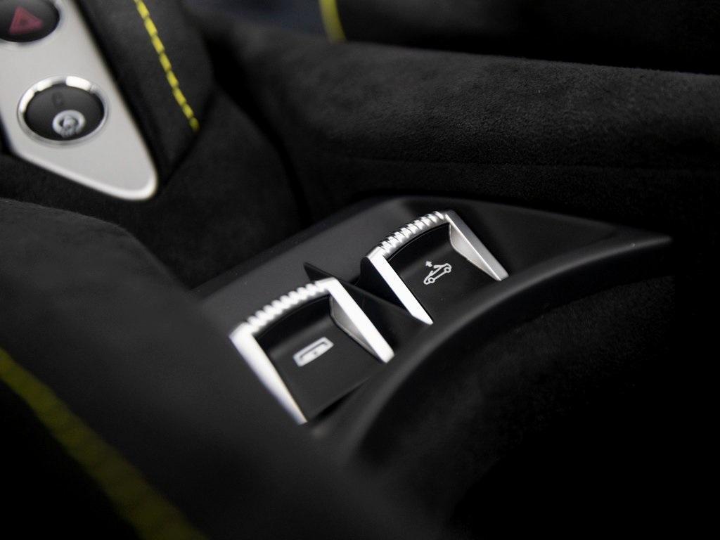 used 2024 McLaren 750S car, priced at $369,996