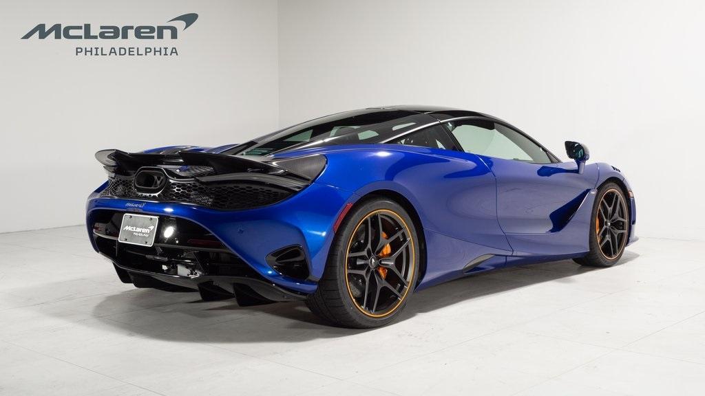 new 2024 McLaren 750S car, priced at $399,530