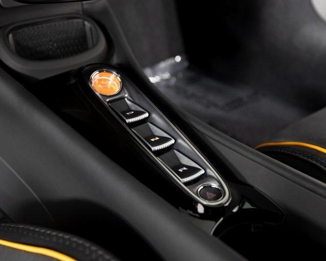 new 2025 McLaren Artura car, priced at $310,890