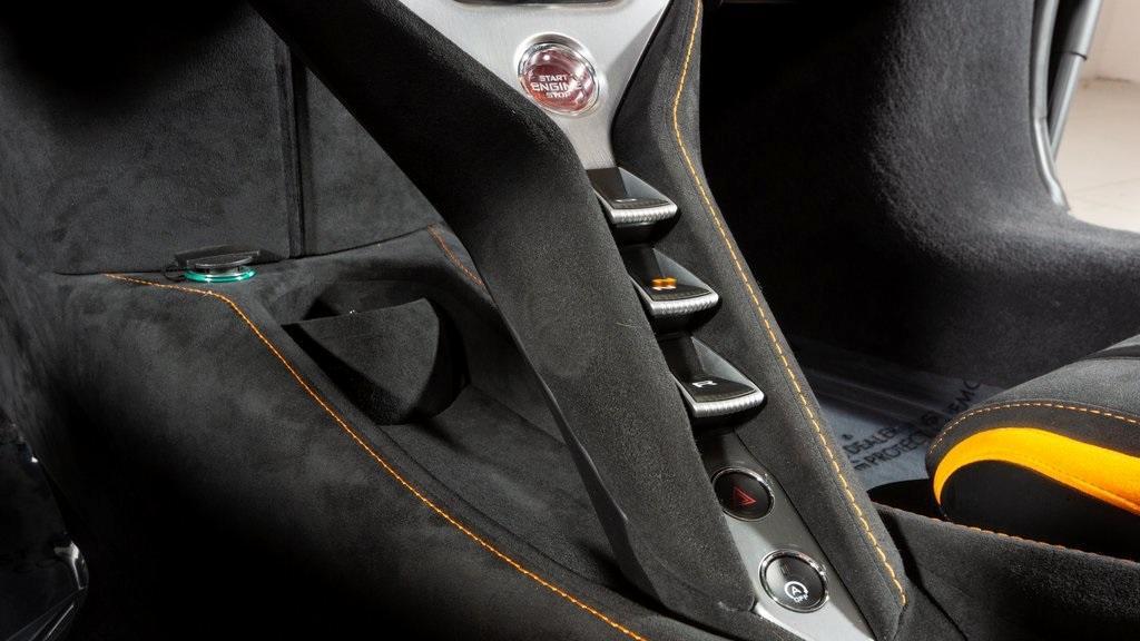 used 2024 McLaren 750S car, priced at $389,995