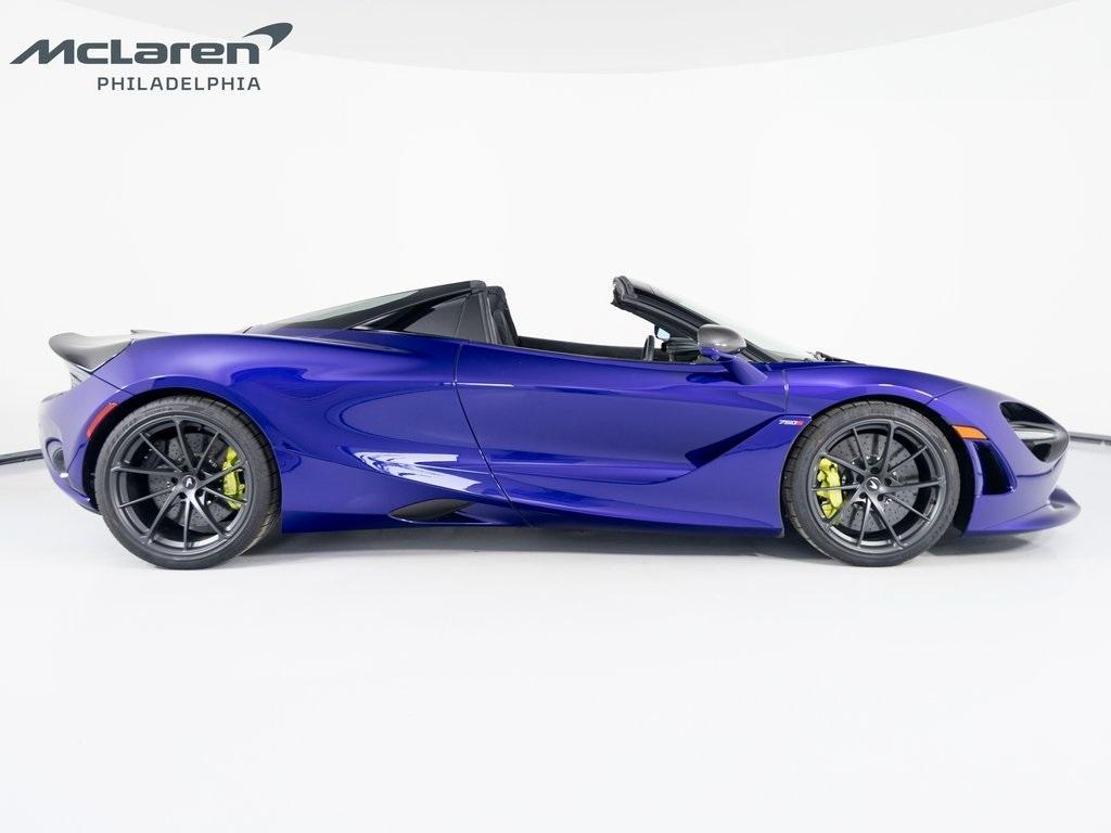 new 2024 McLaren 750S car, priced at $410,630