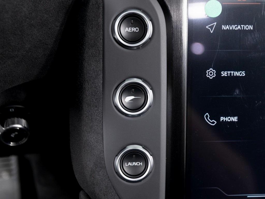 new 2024 McLaren 750S car, priced at $410,630