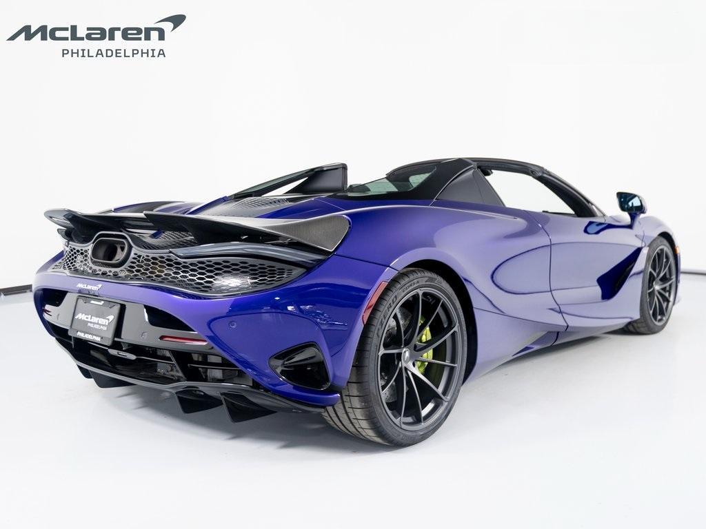 new 2024 McLaren 750S car, priced at $410,630