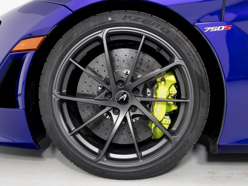 new 2024 McLaren 750S car, priced at $410,630