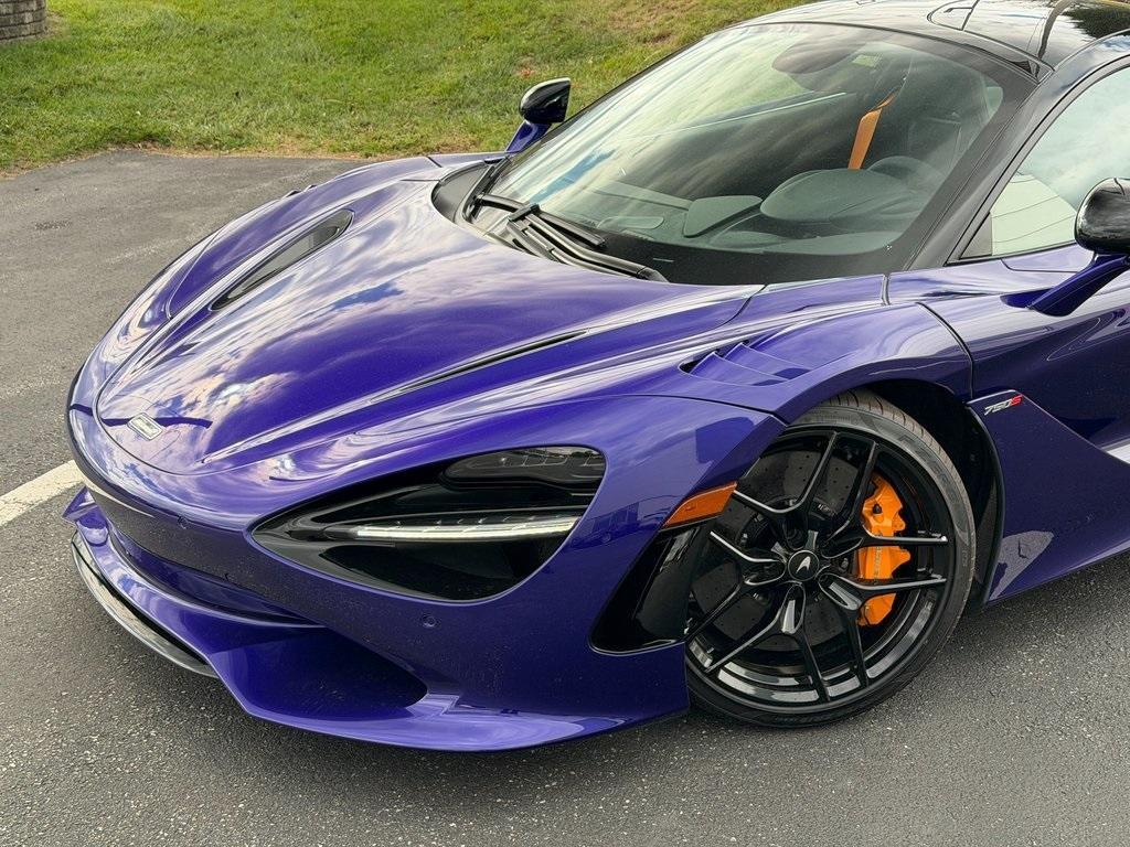 new 2025 McLaren 750S car, priced at $435,230