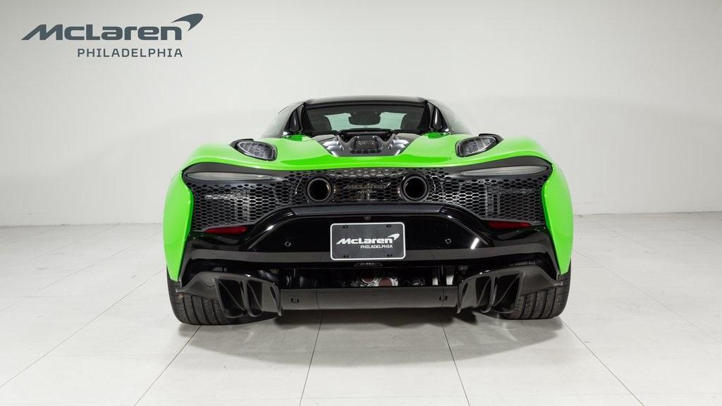 new 2025 McLaren Artura car, priced at $327,950