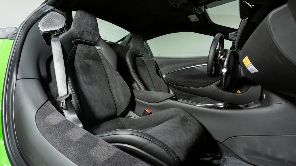 new 2025 McLaren Artura car, priced at $327,950
