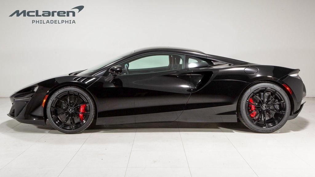 used 2023 McLaren Artura car, priced at $264,995