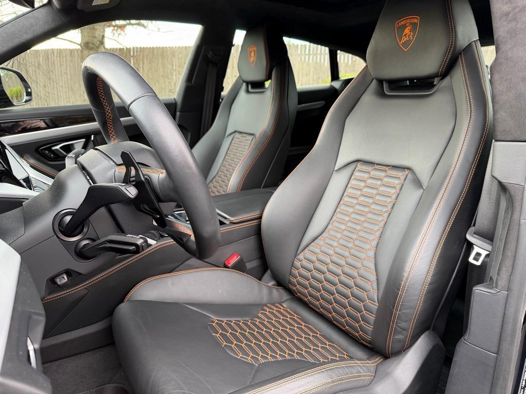 used 2022 Lamborghini Urus car, priced at $227,995