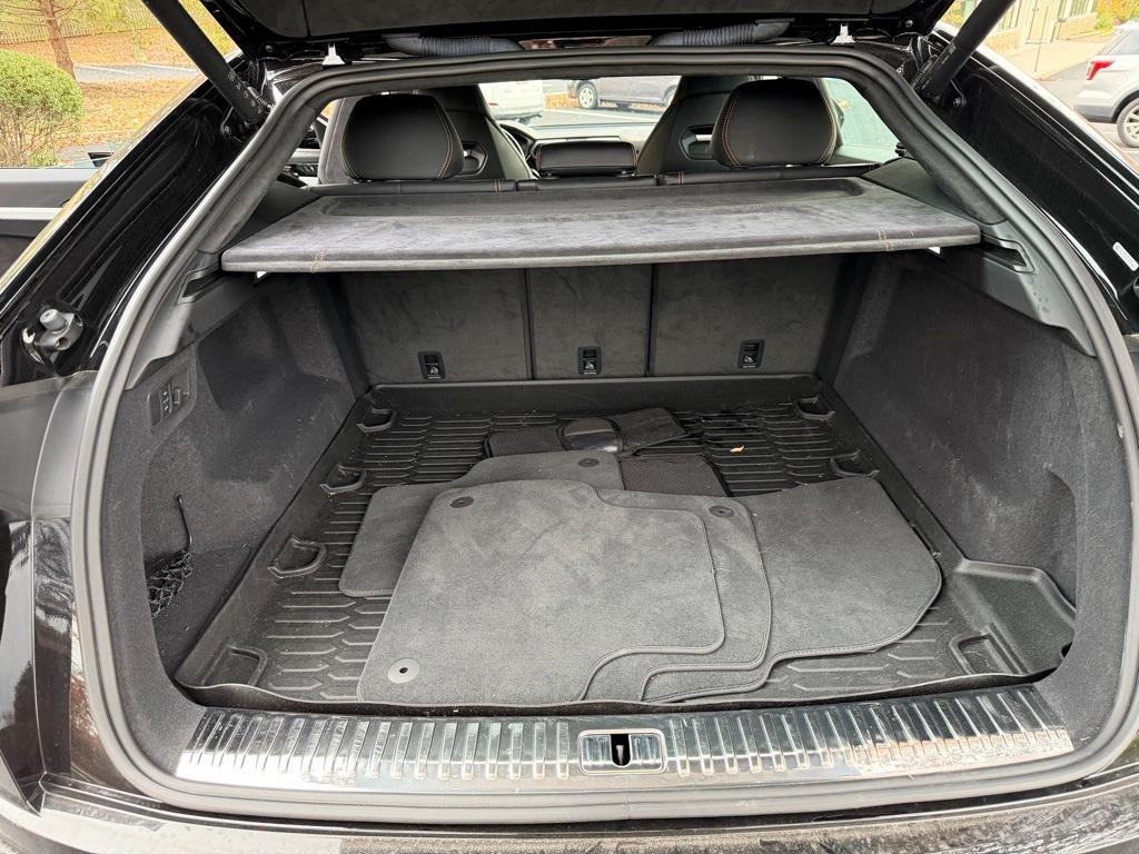 used 2022 Lamborghini Urus car, priced at $227,995