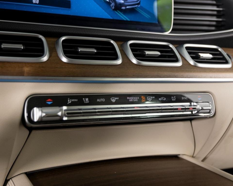 used 2022 Mercedes-Benz GLE 350 car, priced at $44,290