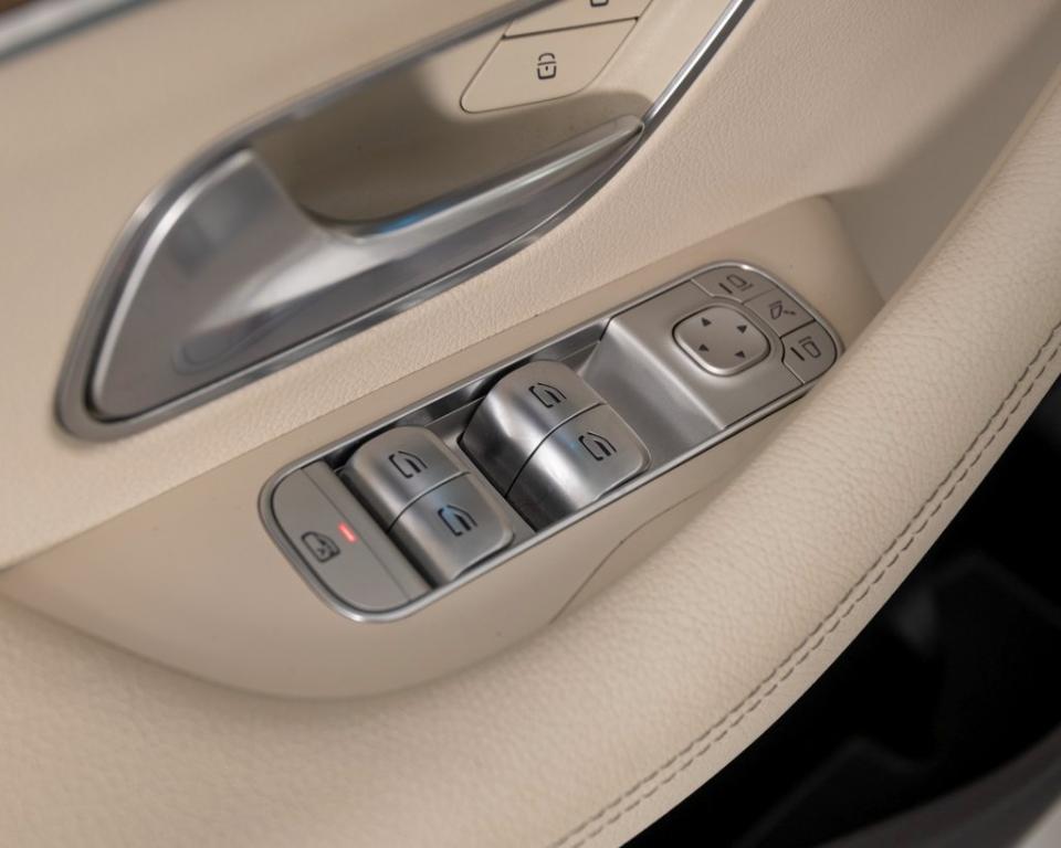 used 2022 Mercedes-Benz GLE 350 car, priced at $44,290