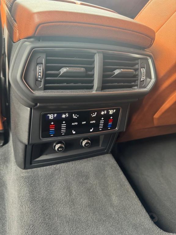 used 2019 Lamborghini Urus car, priced at $164,995