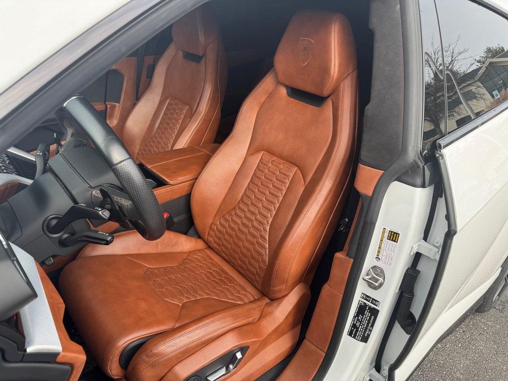 used 2019 Lamborghini Urus car, priced at $164,995