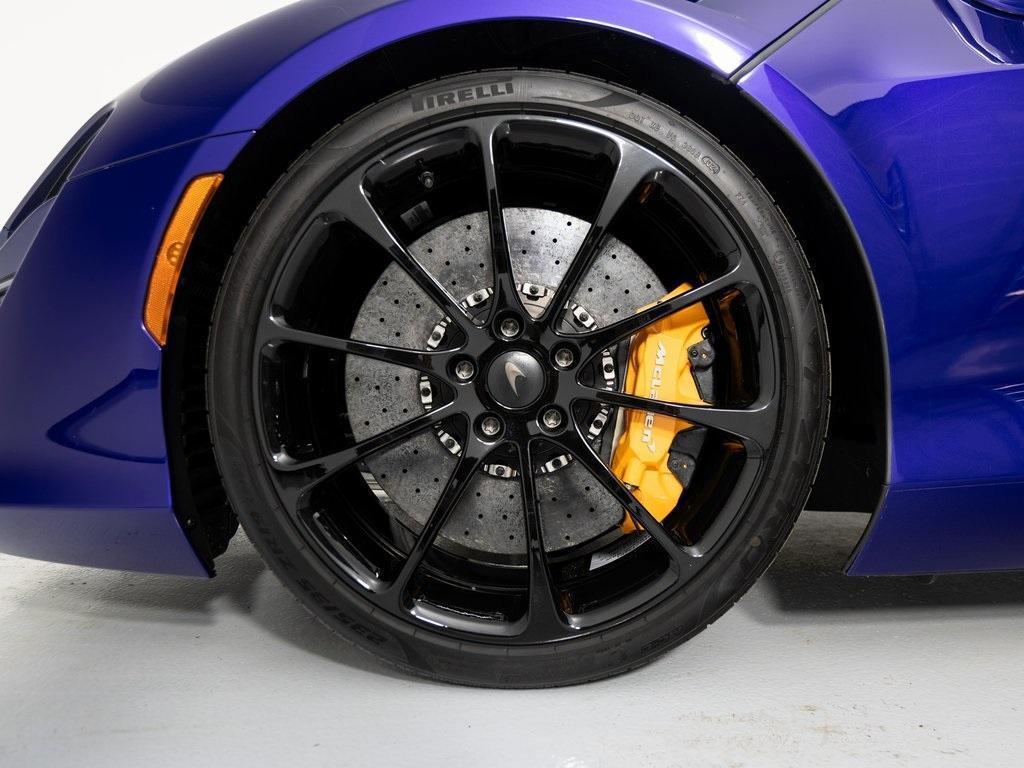 used 2025 McLaren Artura car, priced at $299,995